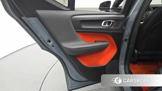 Volvo XC40 id 4625925 из Кореи 18
