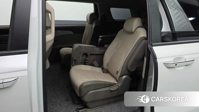 Kia Carnival 4th generation id 4711428 из Кореи 18