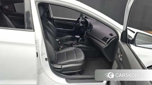 Hyundai Avante AD id 4568784 из Кореи 18