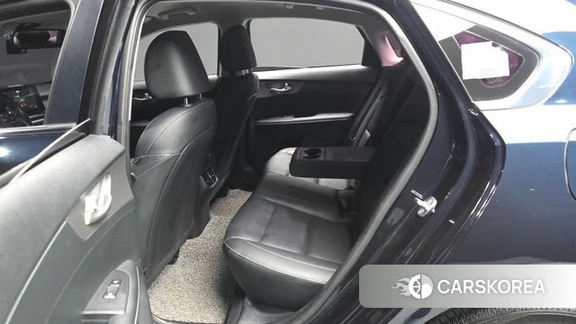 Kia Come New K3 id 4339733 из Кореи 18