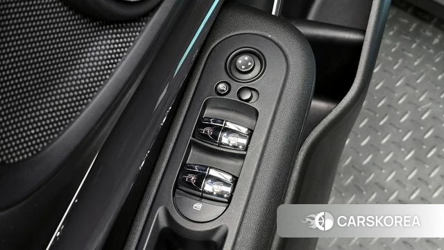 Mini Cooper S Clubman id 4197098 из Кореи 18