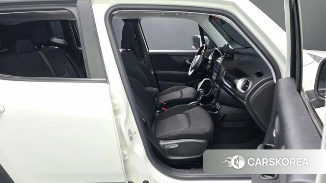 Jeep Renegade id 4495731 из Кореи 18