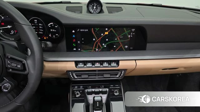 Porsche 911(992) id 4394599 из Кореи 18