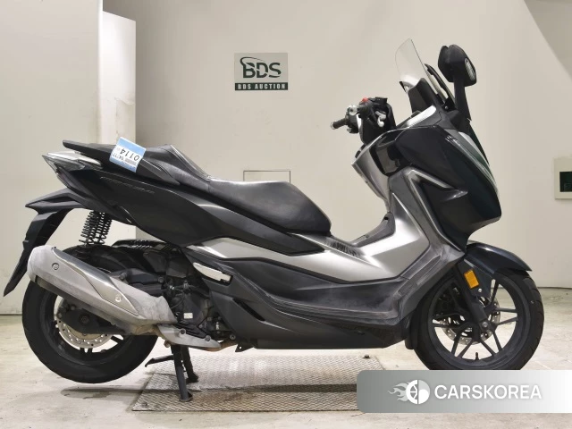 Honda FORZA id 3948761 из Японии 17