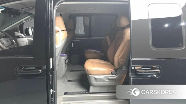 Hyundai Staria id 4488524 из Кореи 18