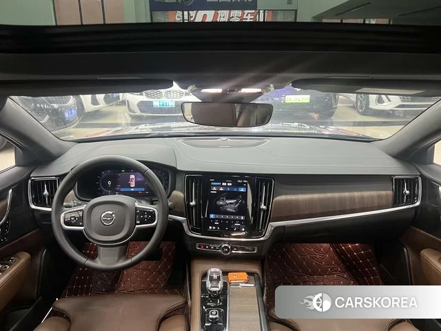 Volvo S90 id 3939437 из Китая 18