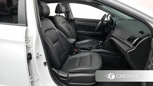 Hyundai Avante AD id 4378105 из Кореи 18