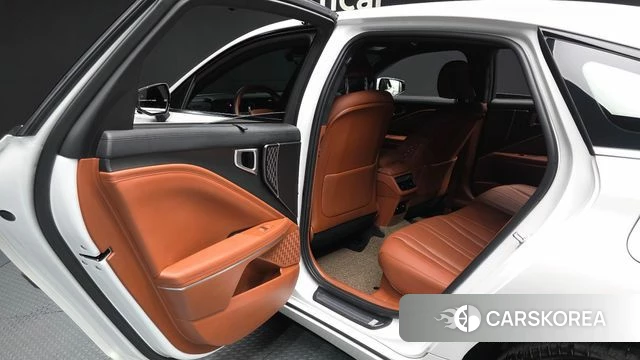 Kia The New K8 Hybrid id 4266216 из Кореи 18