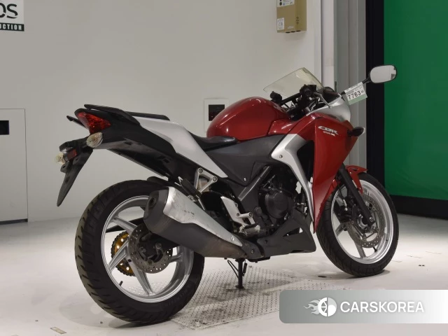 Проданный Honda CBR250R 2011 из Японии, фото 2