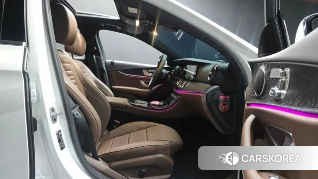 Mercedes-Benz E-Class W213 id 4778638 из Кореи 18
