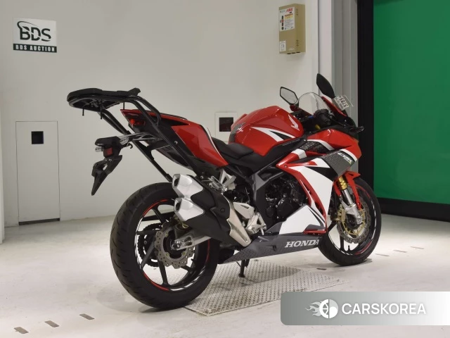 Проданный Honda CBR250RR ABS 2017 из Японии, фото 2
