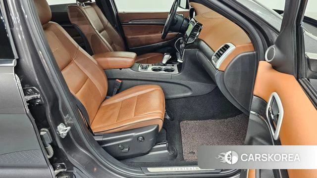 Jeep Grand Cherokee id 4293744 из Кореи 18