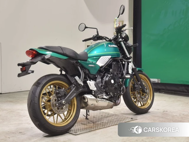 Проданный Kawasaki Z650RS 2023 из Японии, фото 2