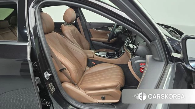 Mercedes-Benz E-Class W213 id 4754616 из Кореи 18