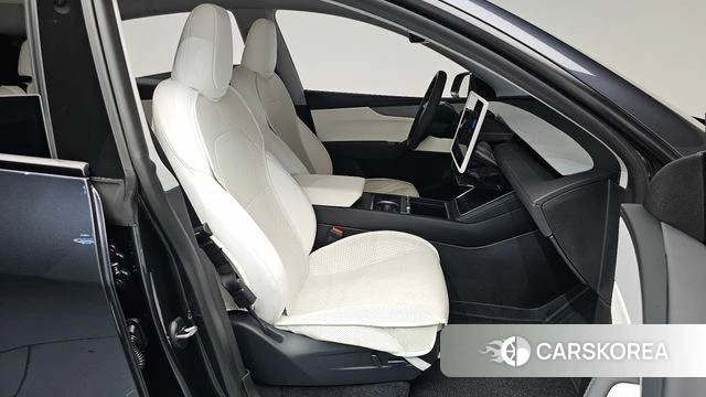 Tesla Model Y id 4515789 из Кореи 18