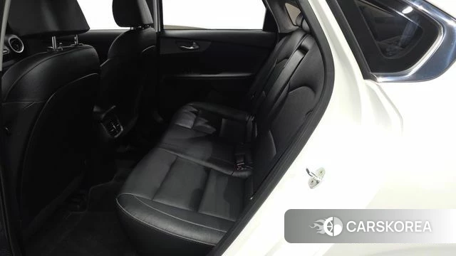 Kia Come New K3 id 4587361 из Кореи 18