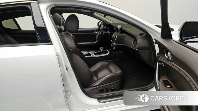 Kia Stinger id 4269381 из Кореи 18