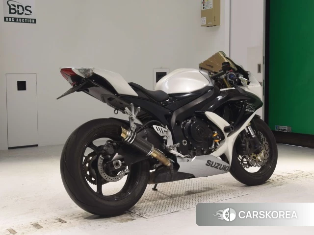 Проданный Suzuki GSX-R600 2014 из Японии, фото 2