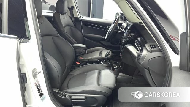 Mini Cooper id 4710889 из Кореи 18