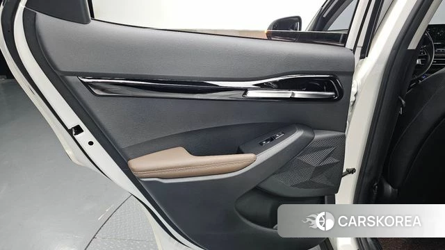 Kia Seltos id 4562859 из Кореи 18