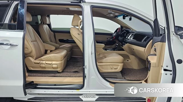 Kia The New Carnival id 4672725 из Кореи 18