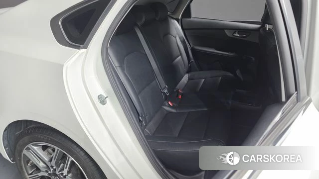 Kia Come New K3 id 4325966 из Кореи 18