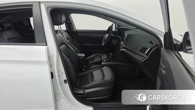 Hyundai Avante AD id 4197195 из Кореи 18