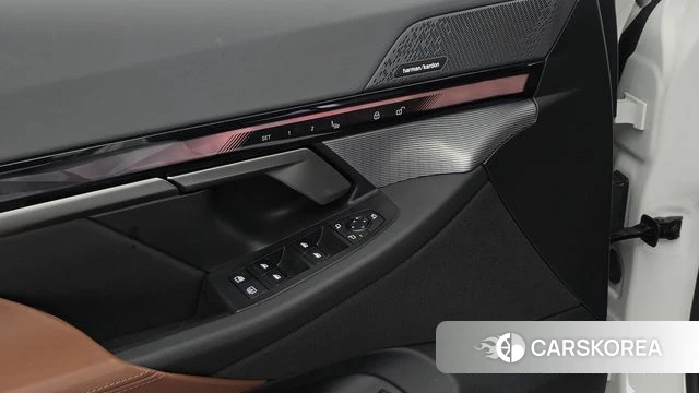 BMW 5 Series (G60) id 4757632 из Кореи 18