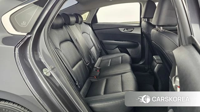 Kia Come New K3 id 4907658 из Кореи 18