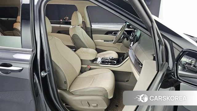Kia Carnival 4th generation id 4687851 из Кореи 18