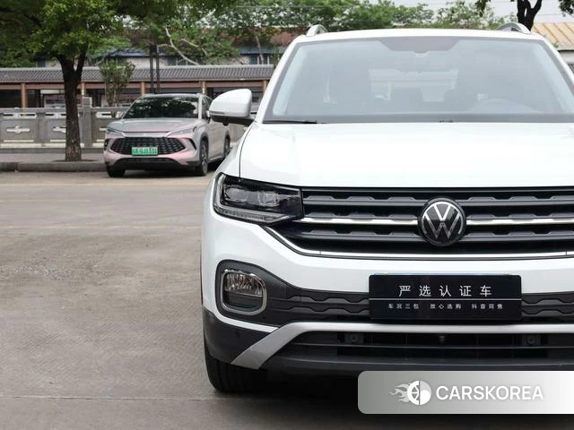 Volkswagen Exploring the shadow id 4342142 из Китая 18