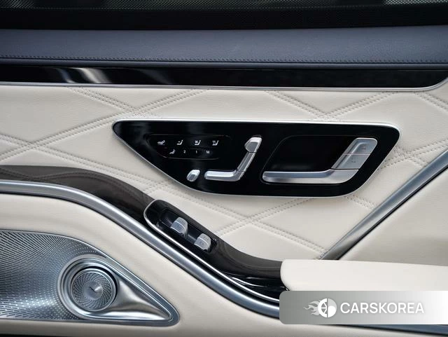Mercedes-Benz Maybach S-class id 4275345 из Китая 18
