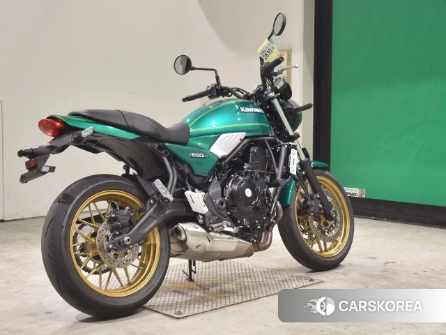 Проданный Kawasaki Z650RS 2023 из Японии