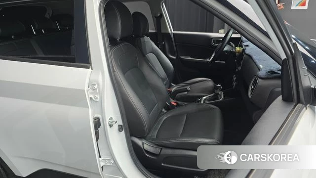 Hyundai Venue id 4423168 из Кореи 18