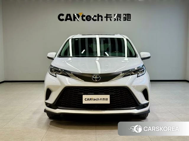 Toyota Grevia id 3889862 из Китая 18