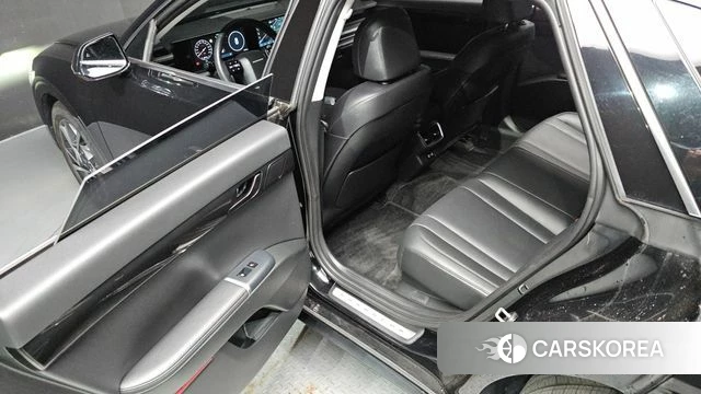 Hyundai Grandeur (GN7) id 4469407 из Кореи 18