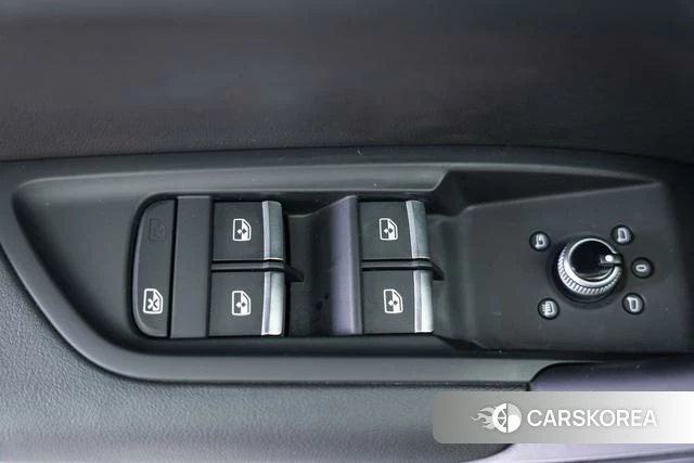 Audi Q5L id 4291064 из Китая 18