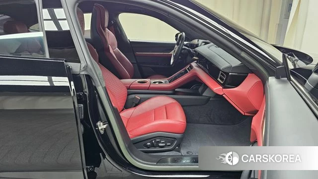 Porsche Taycan id 4475392 из Кореи 18