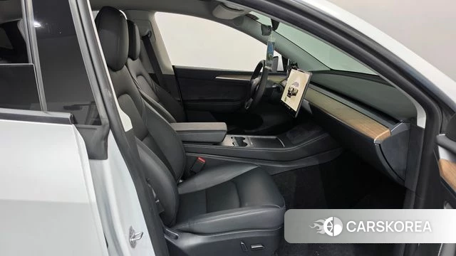 Tesla Model Y id 4744566 из Кореи 18