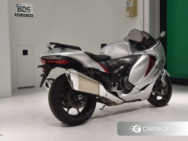 Проданный Suzuki GSX1300R HAYABUSA 2021 из Японии, фото 2