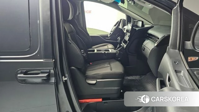 Hyundai Staria id 4355815 из Кореи 18