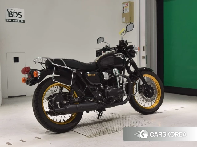Проданный Kawasaki W800 2011 из Японии