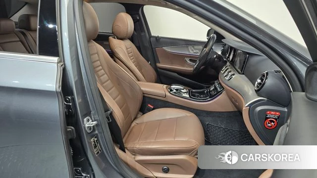 Mercedes-Benz E-Class W213 id 4732743 из Кореи 18