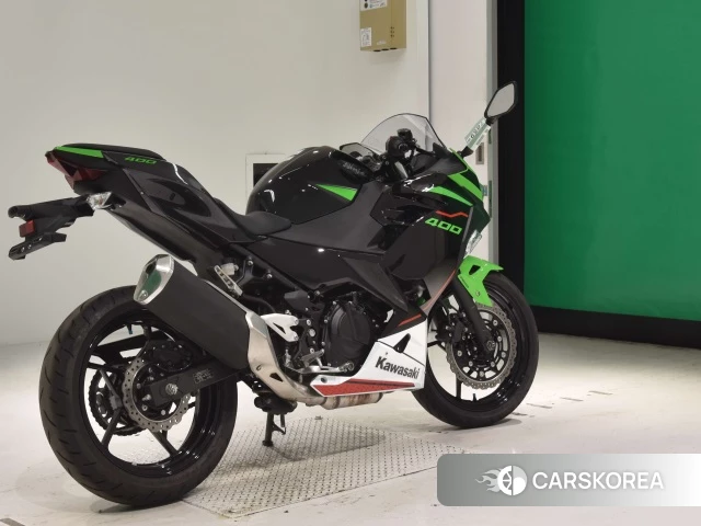 Проданный Kawasaki NINJA 400 2023 из Японии, фото 2