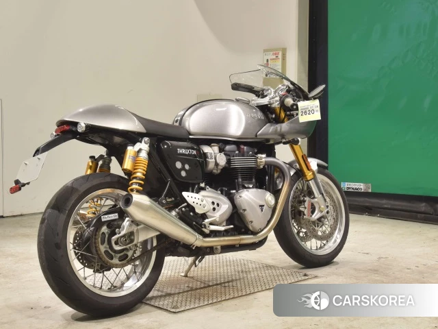 Проданный Triumph THRUXTON 1200R 2016 из Японии