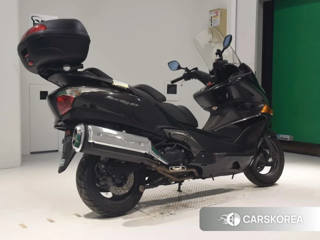 Проданный Honda SILVER WING 400 GT 2012 из Японии, фото 2
