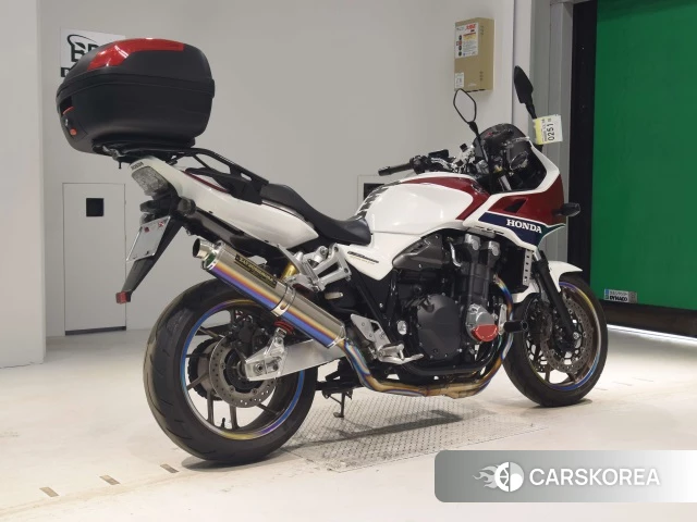 Проданный Honda CB1300SF BOLDOR 2015 из Японии