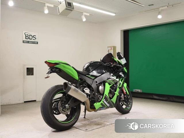 Проданный Kawasaki ZX-10R NINJA ABS 2016 из Японии, фото 2