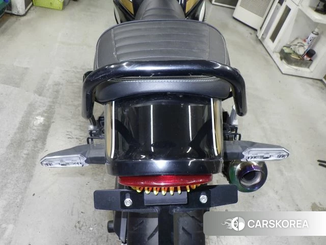 Kawasaki Z900RS id 3949290 из Японии 18