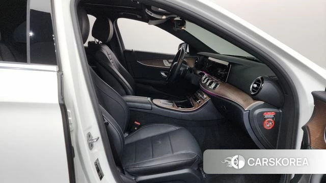 Mercedes-Benz E-Class W213 id 4414594 из Кореи 18